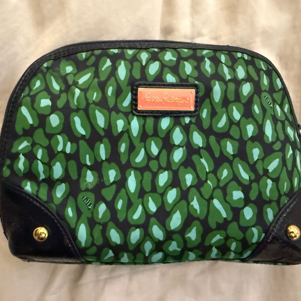 NWOT lilly pulitzer makeup bag